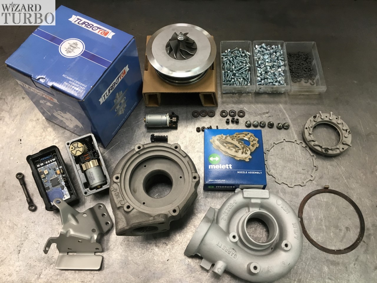 Turbó összeszerelés előtt Turbó összeszerelés előtt